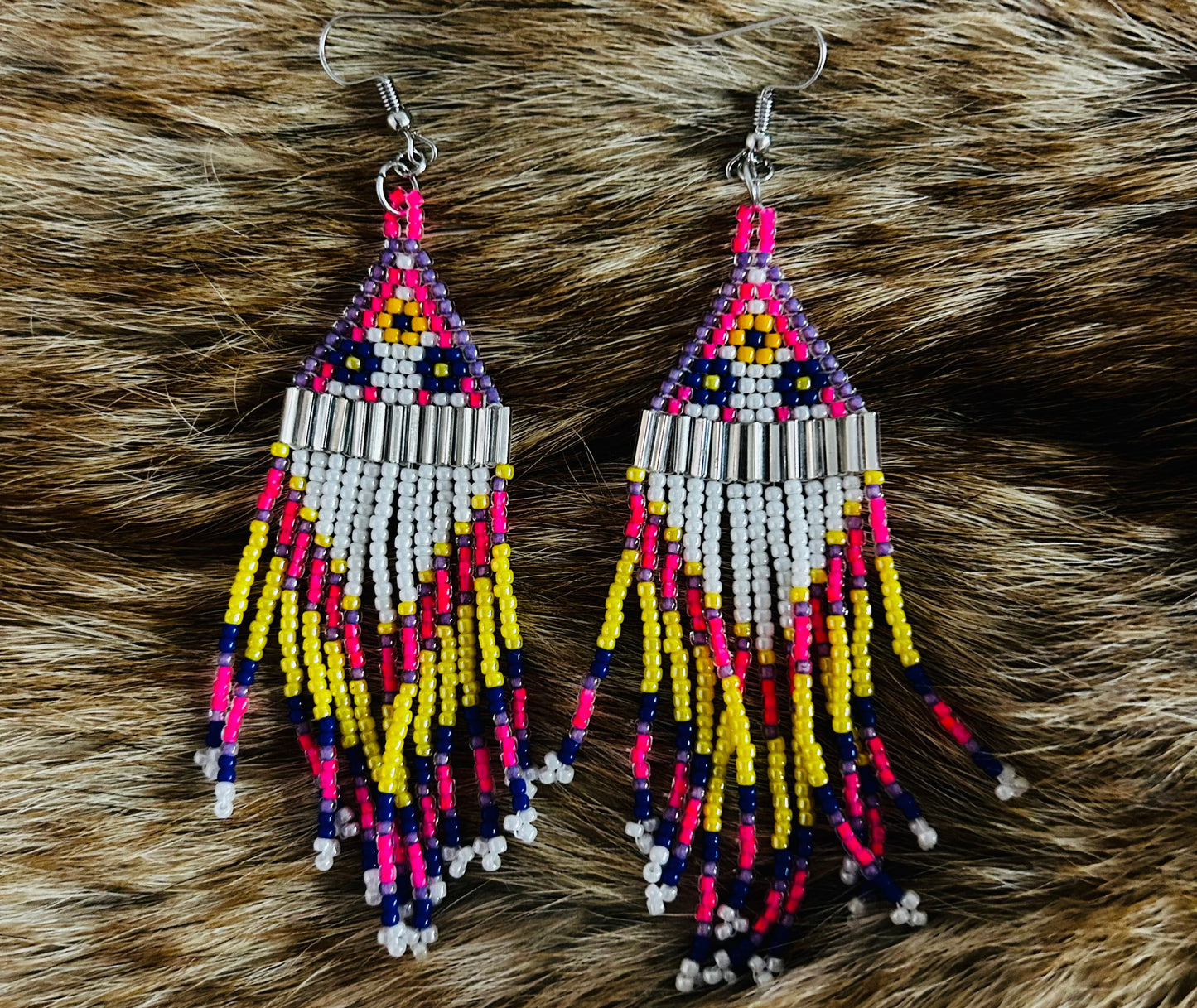 ᏩᏯ ; "Wolf" Heritage Earrings